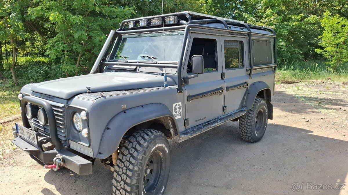 Land Rover DEFENDER - 2