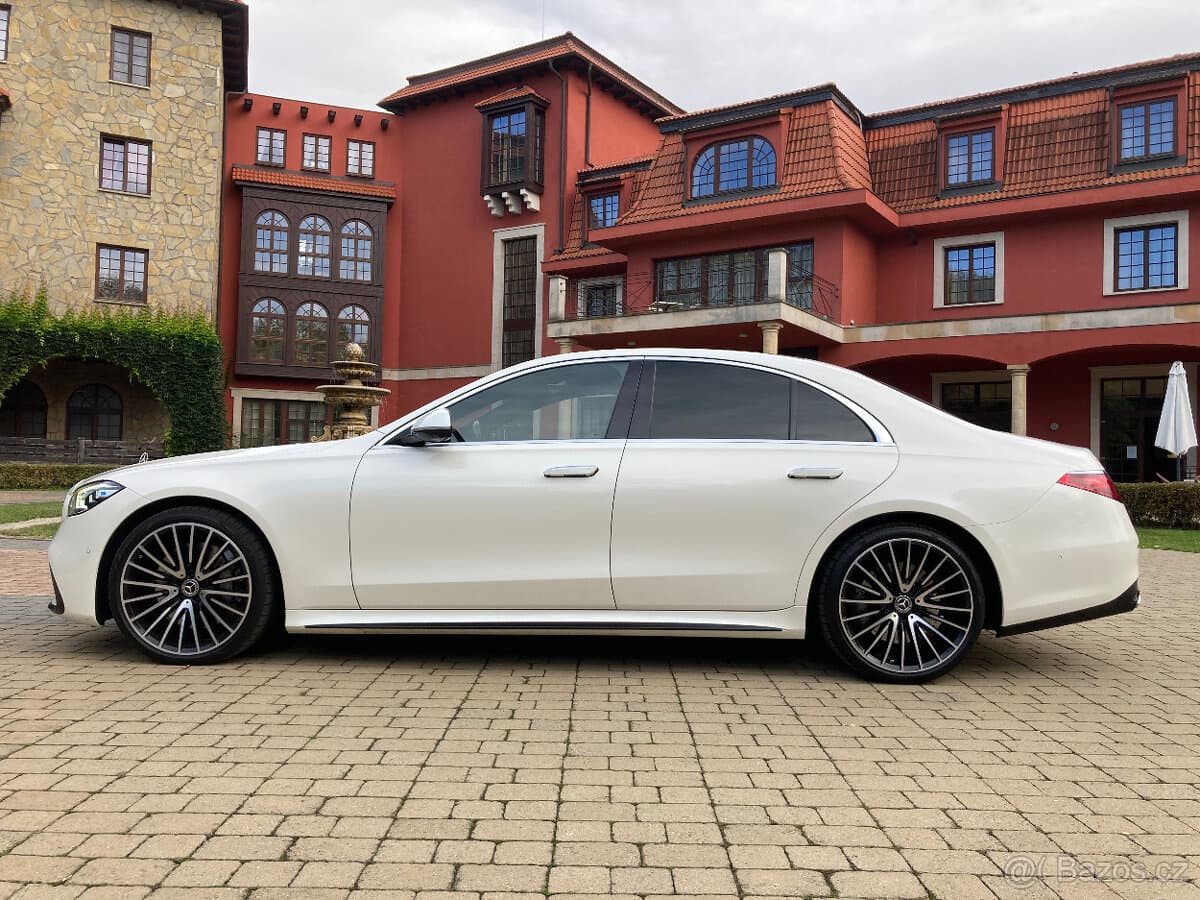 2022 Mercedes-Benz OSTATNÍ - 2