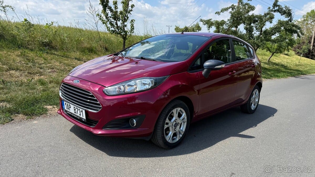 2015 Ford FIESTA - 2