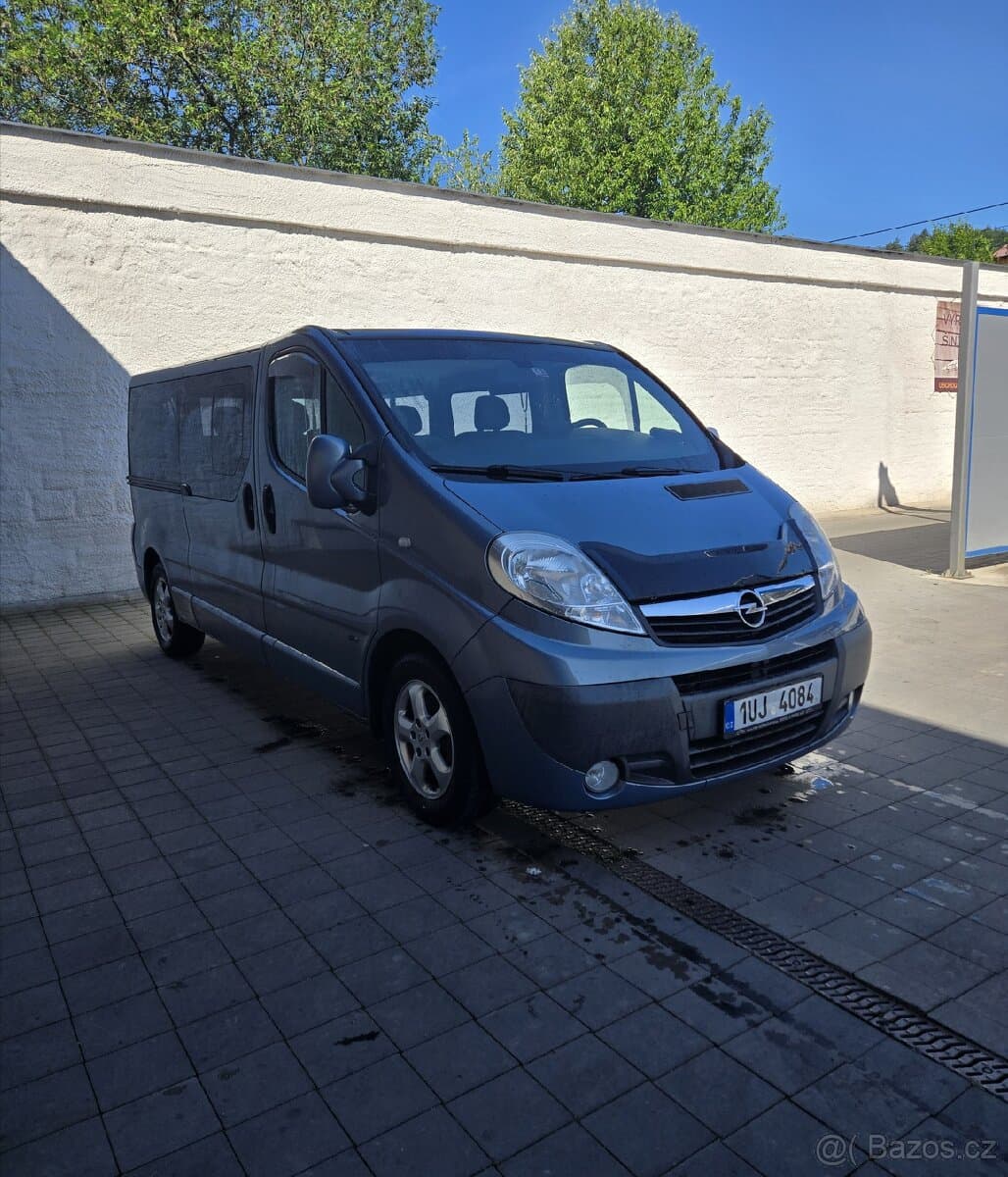 2011 Opel VIVARO - 2