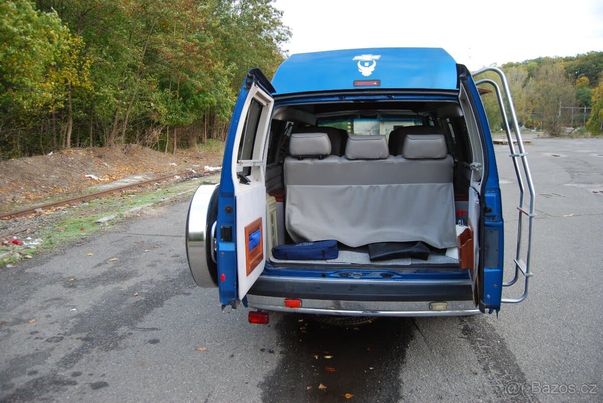 1994 Chevrolet ASTRO - 2