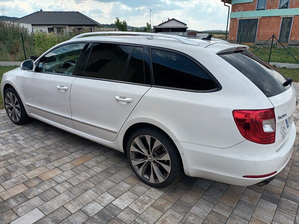 2014 Škoda SUPERB - 2
