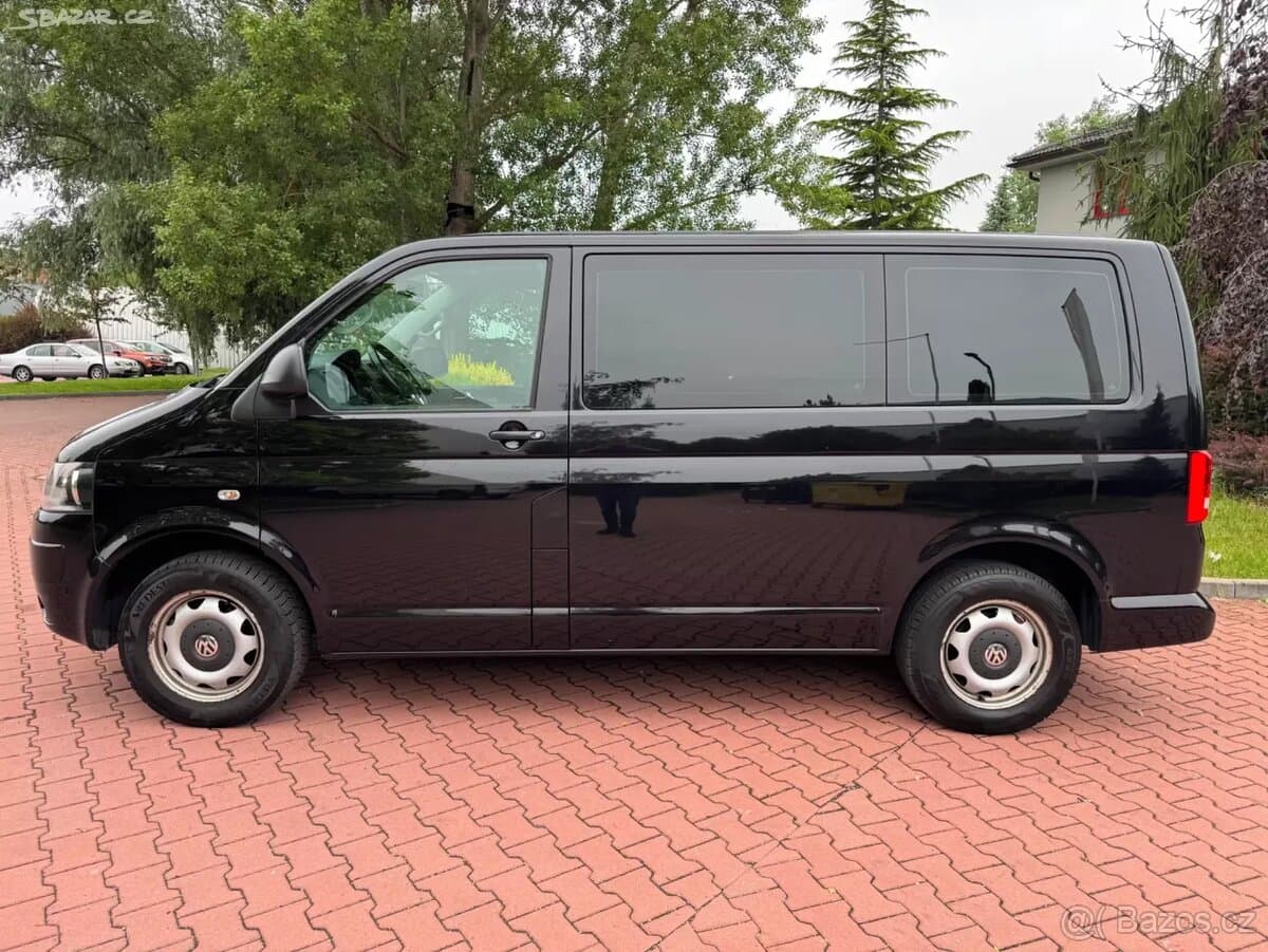 2014 Volkswagen MULTIVAN - 2