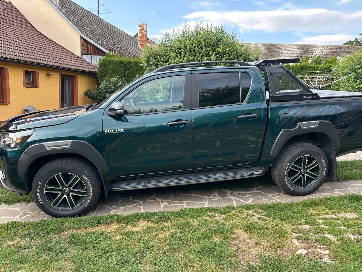 2021 Toyota HILUX - 2