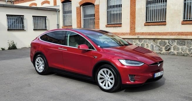 2018 Tesla MODEL X - 2