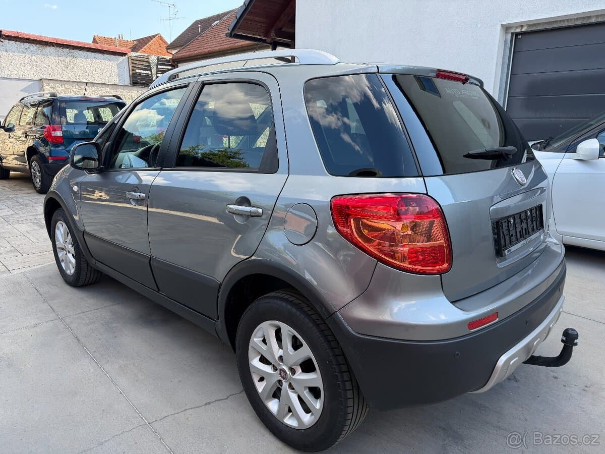 2011 Fiat SEDICI - 2