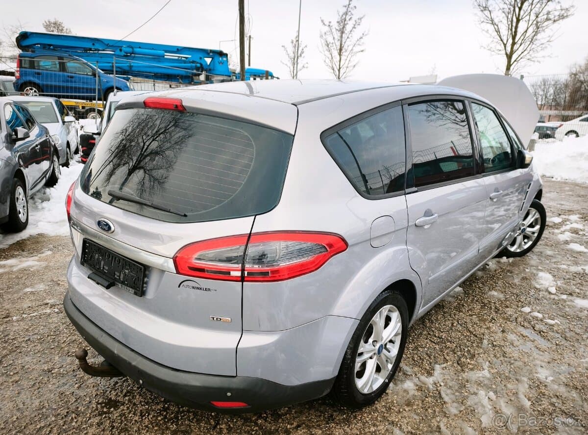 2011 Ford S-MAX - 2