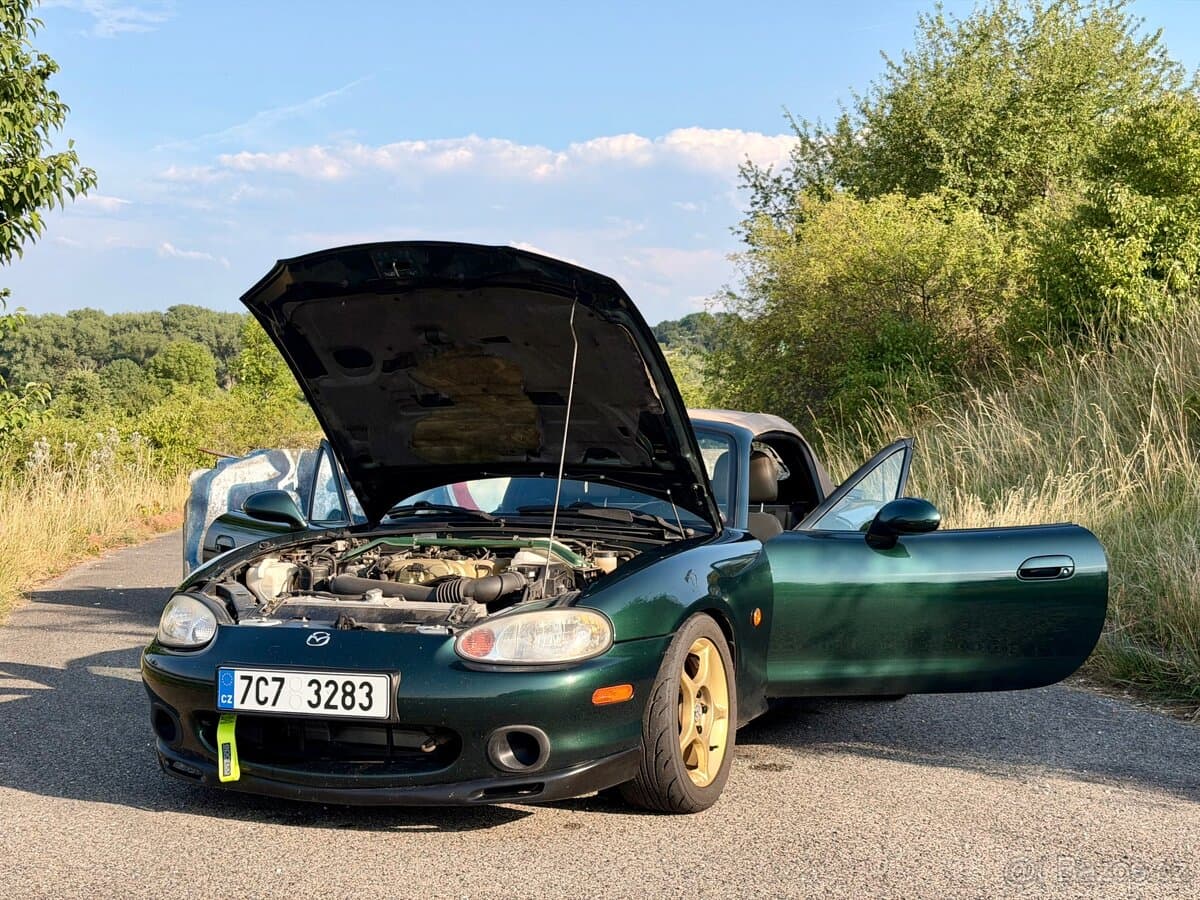 2000 Mazda MX-5 - 2