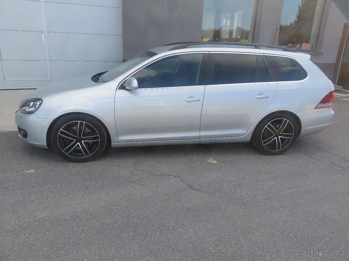 2012 Volkswagen GOLF - 2