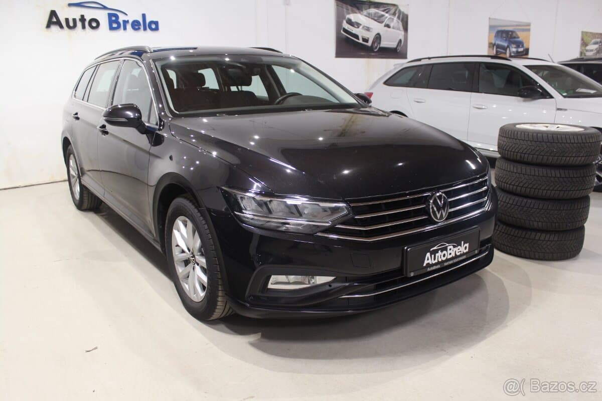 2023 Volkswagen PASSAT - 2