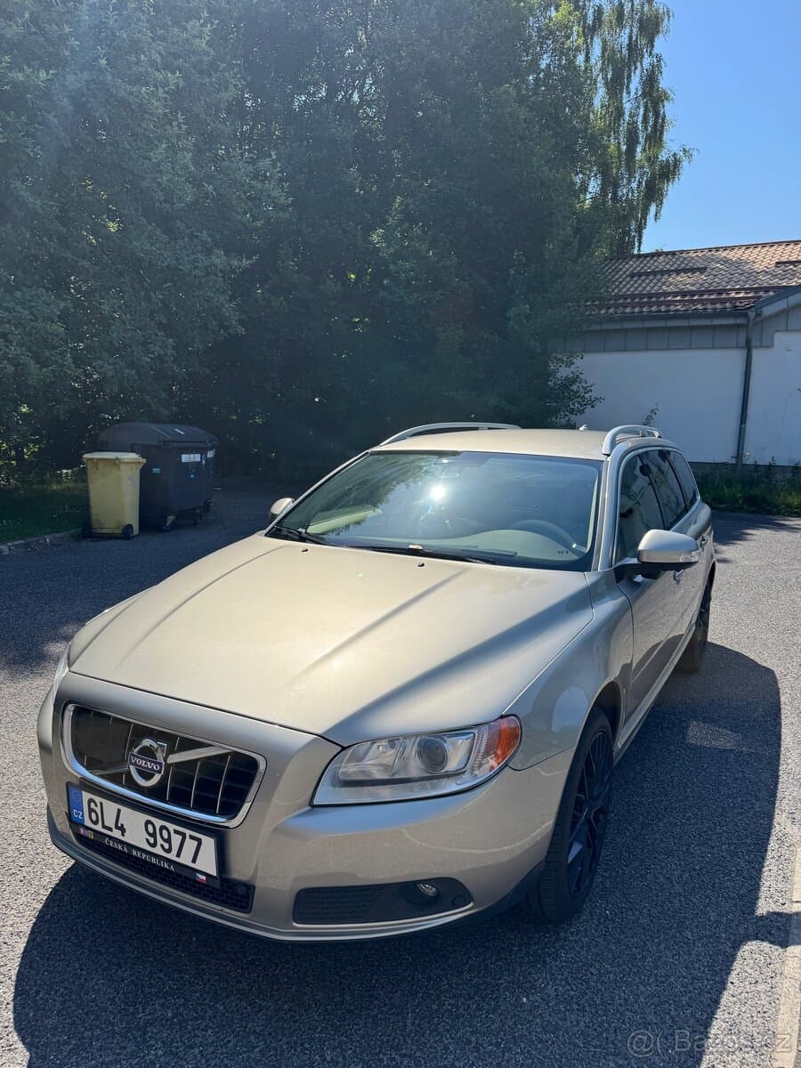 2008 Volvo V70 - 2