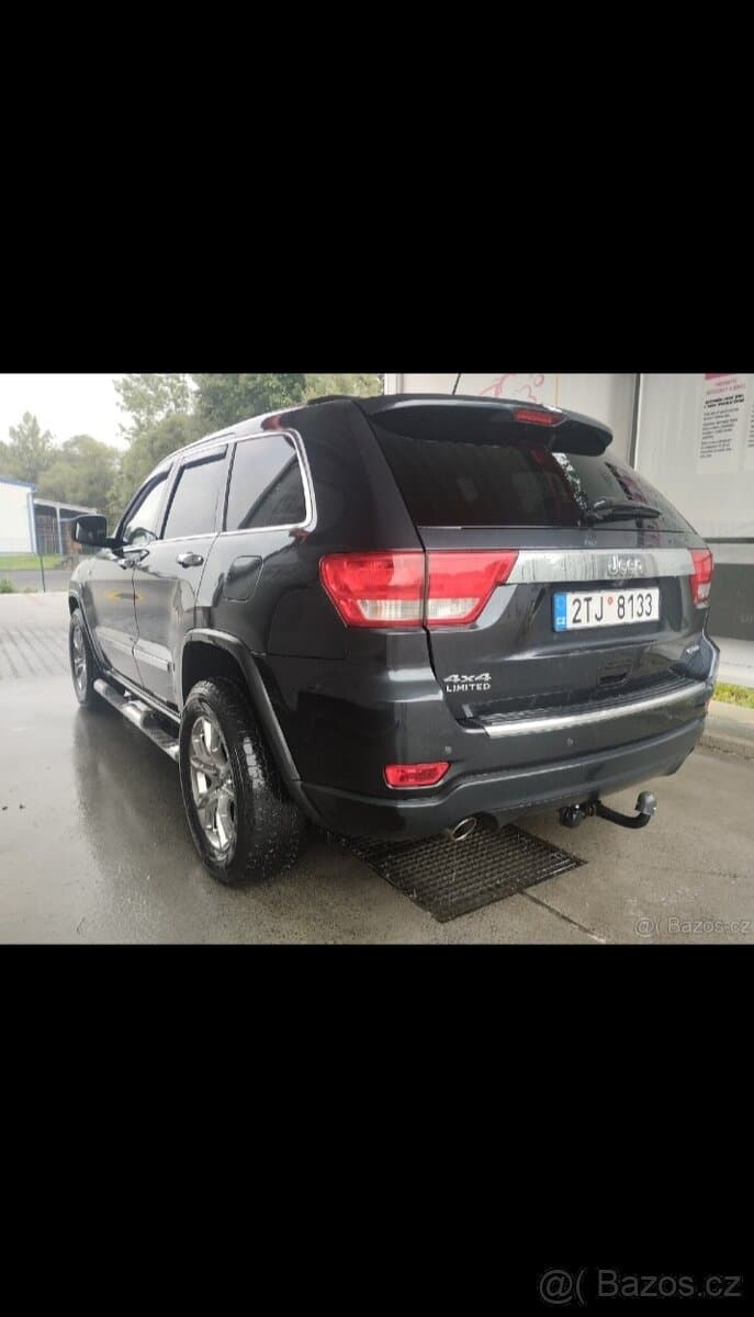 2013 Jeep CHEROKEE - 2