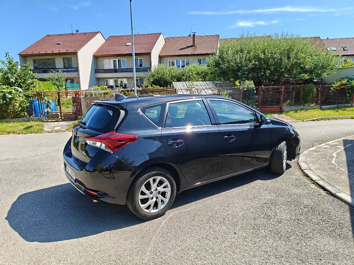 2018 Toyota AURIS - 2