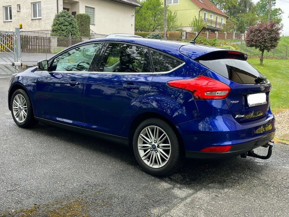 2017 Ford FOCUS - 2