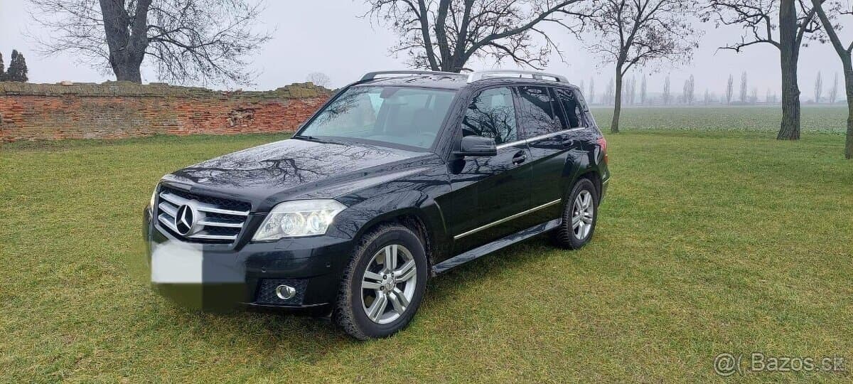 2009 Mercedes-Benz GLK - 2