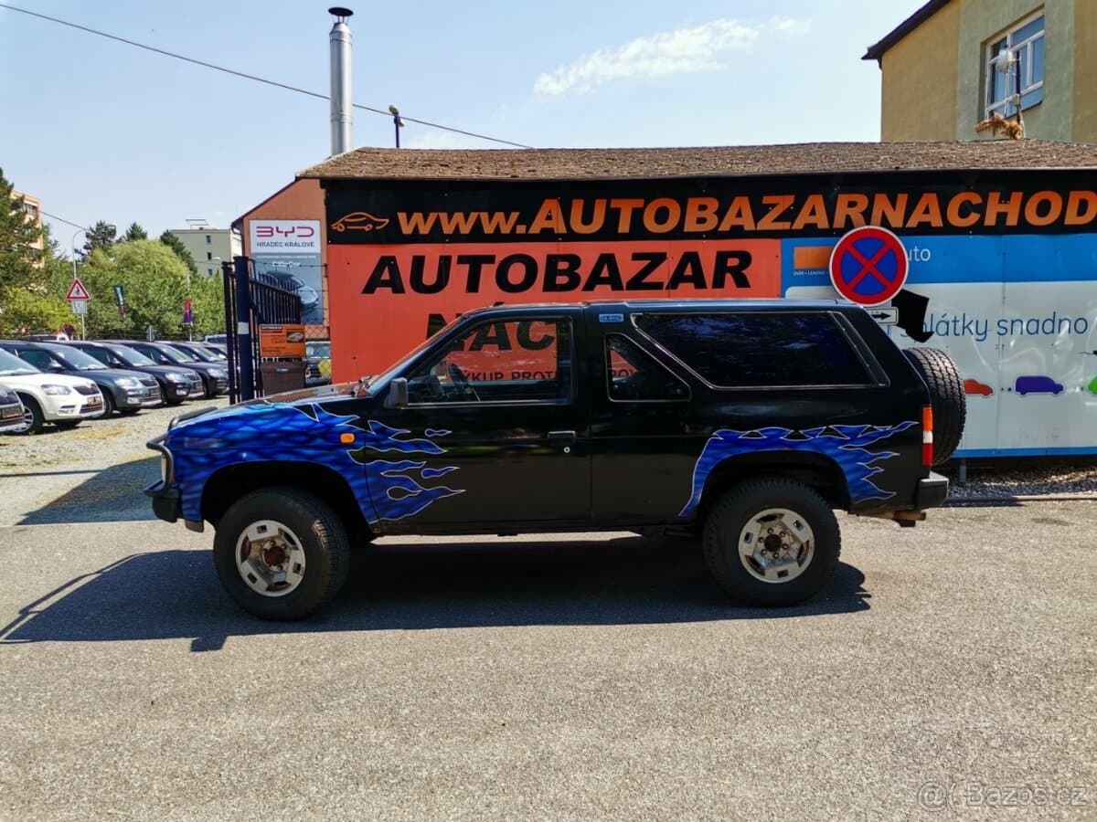 1989 Nissan PATHFINDER - 2