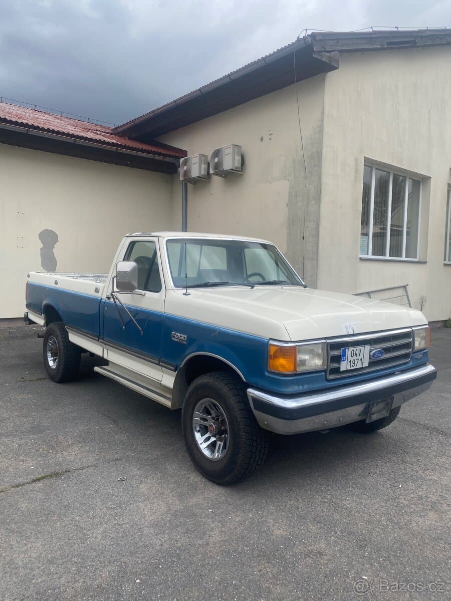 1990 Ford F-250 - 2