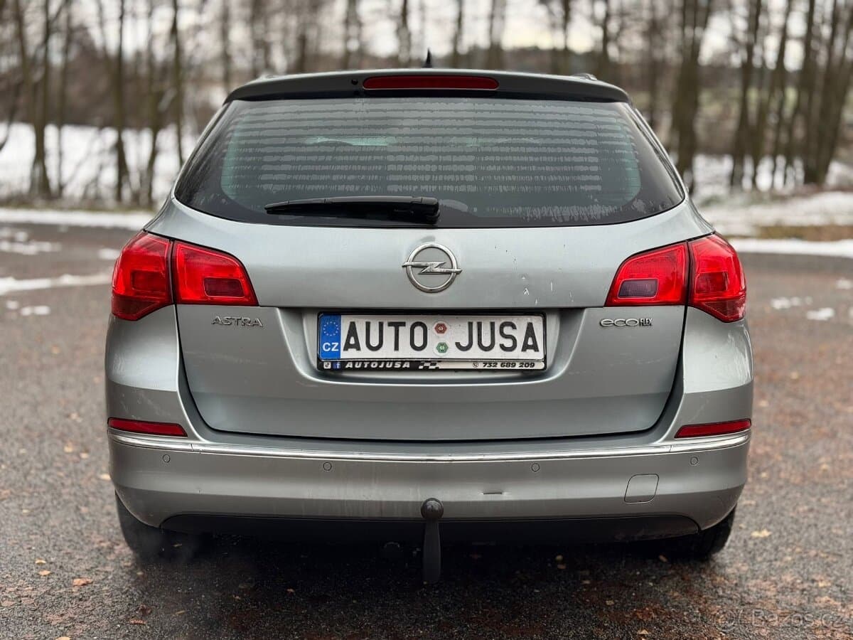 2013 Opel ASTRA - 2