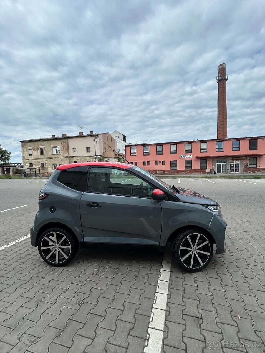 2025 Aixam OSTATNÍ - 2