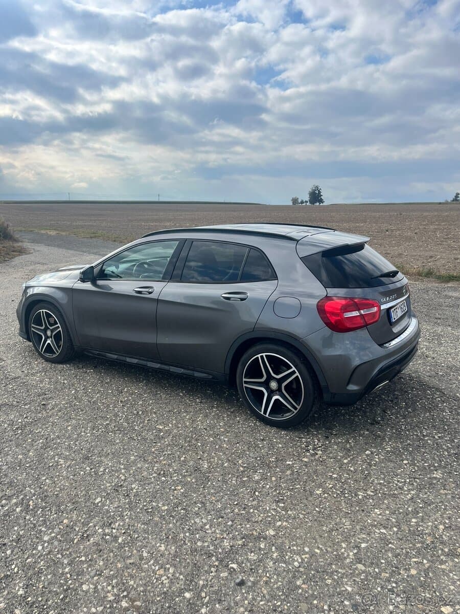2016 Mercedes-Benz GLA - 2