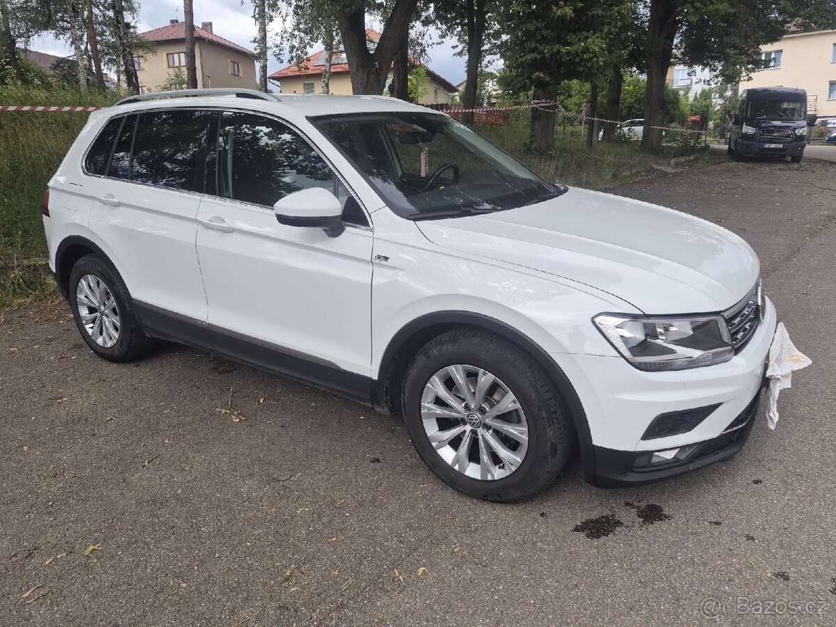 2018 Volkswagen TIGUAN - 2