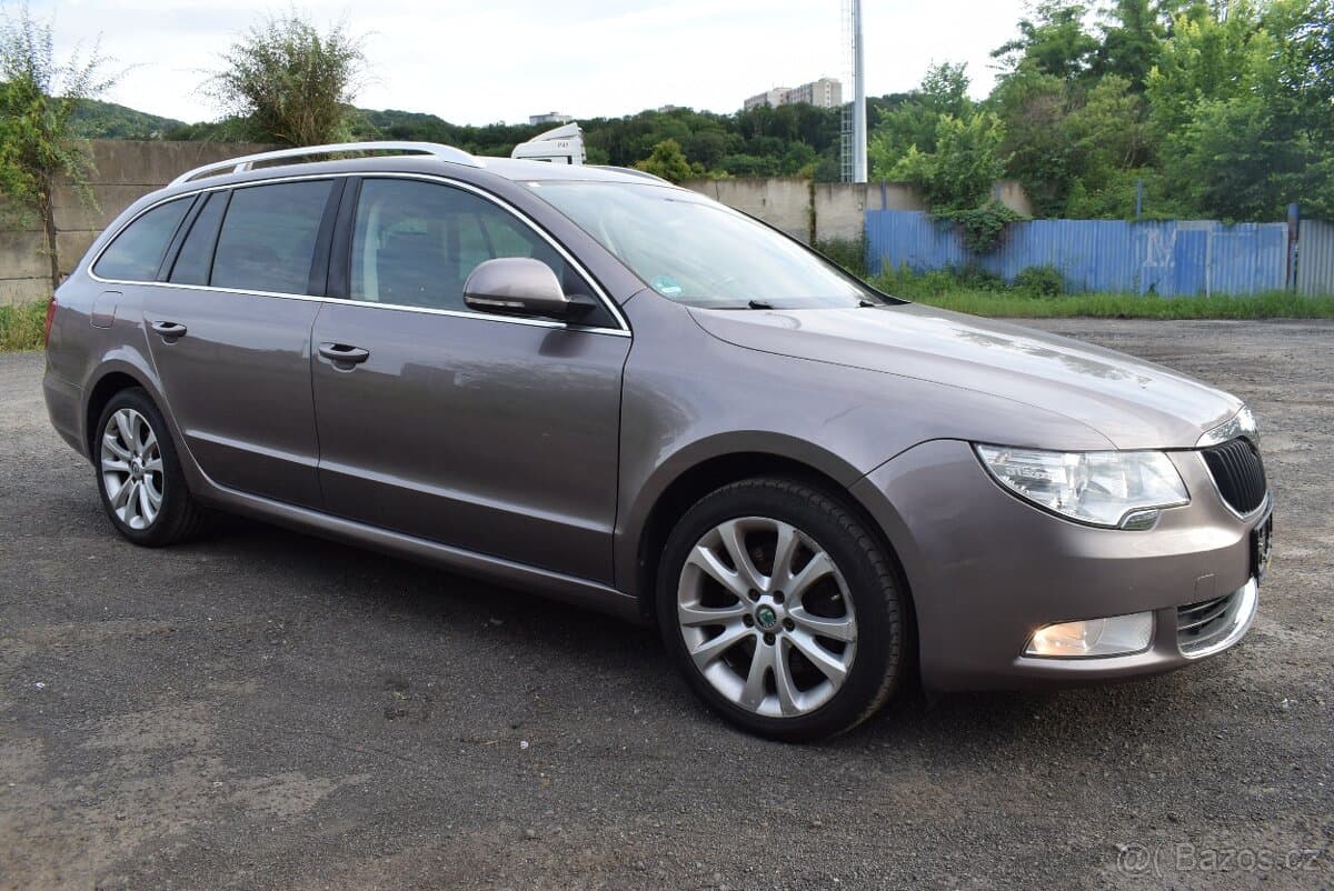 2011 Škoda SUPERB - 2