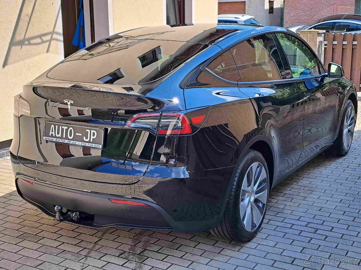 2023 Tesla MODEL Y - 2