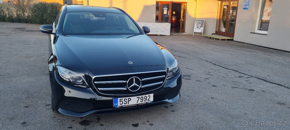 2018 Mercedes-Benz E-CLASS - 2