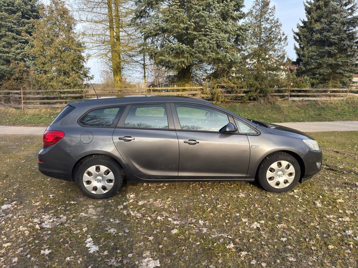 Opel ASTRA - 2