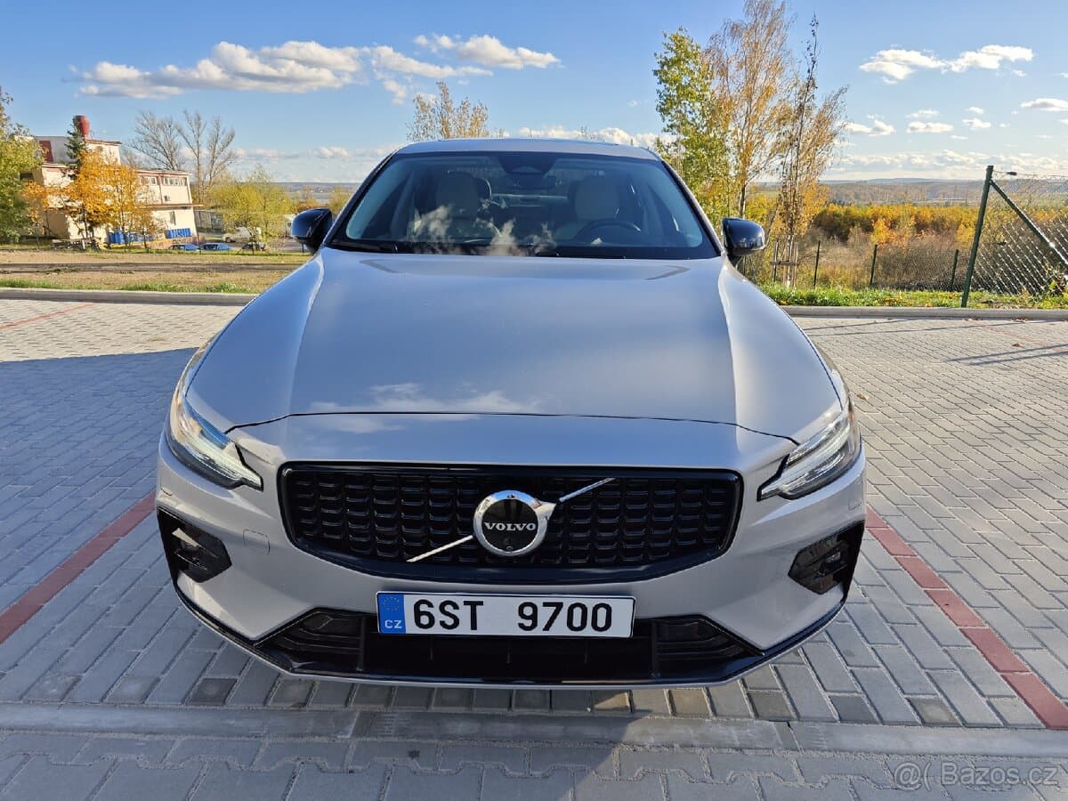 2024 Volvo S60 - 2
