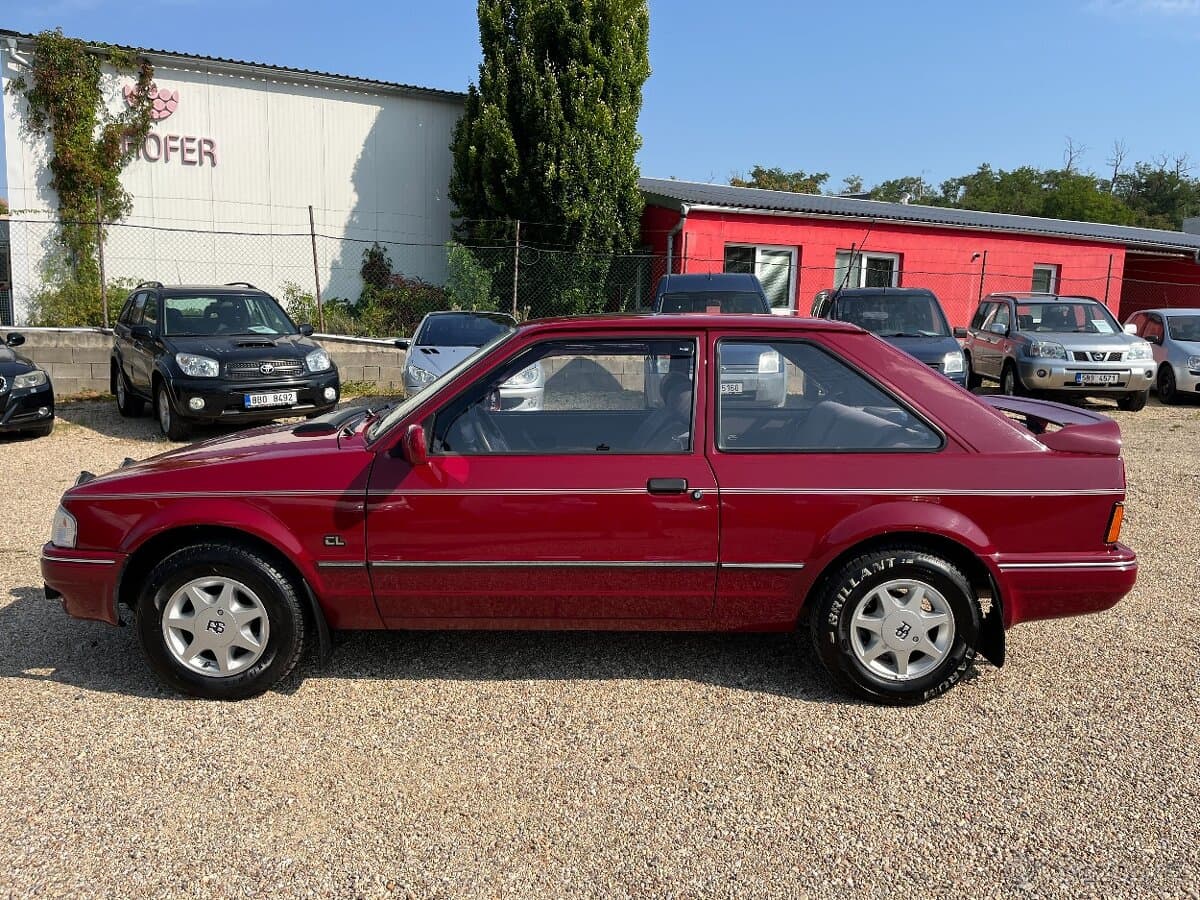 1986 Ford ESCORT - 2