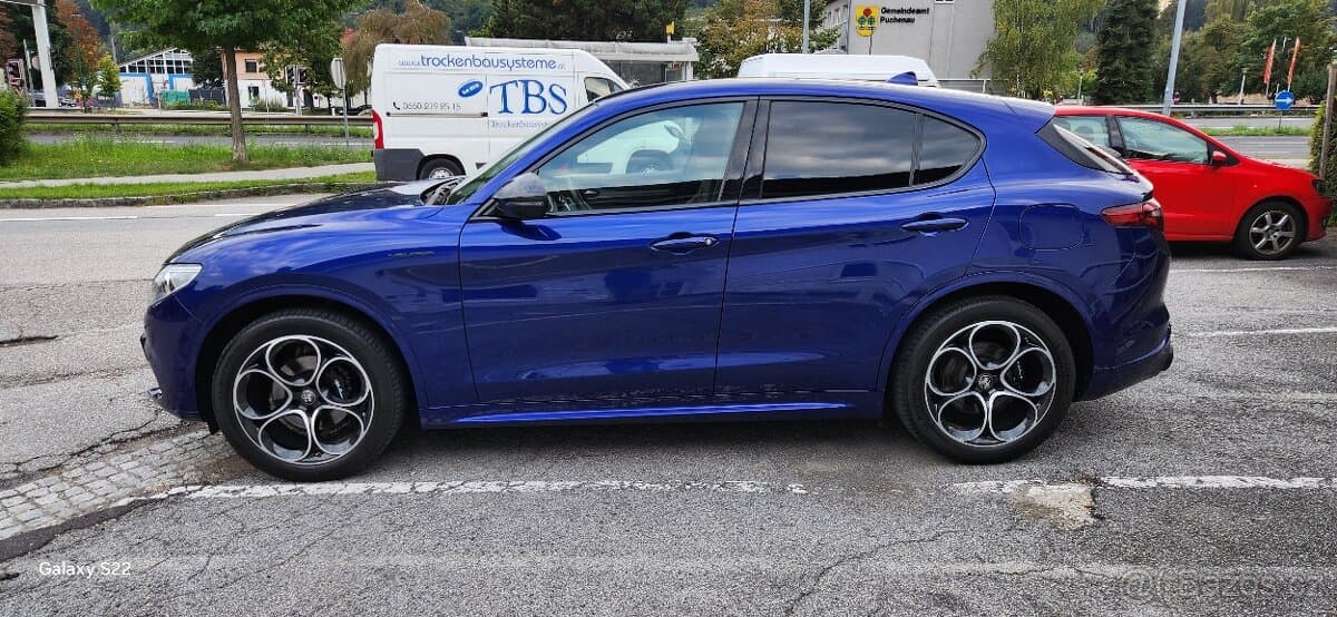 2021 Alfa Romeo STELVIO - 2