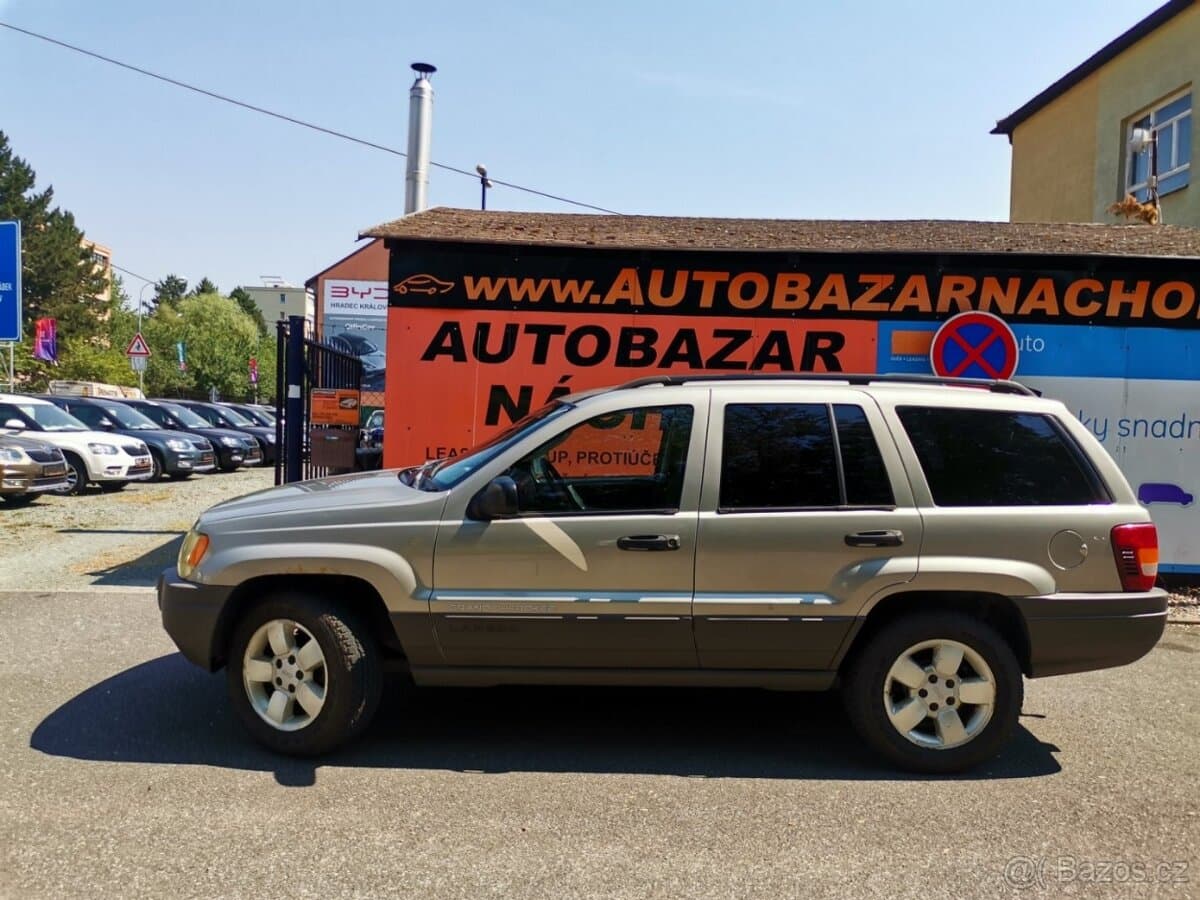 2004 Jeep CHEROKEE - 2
