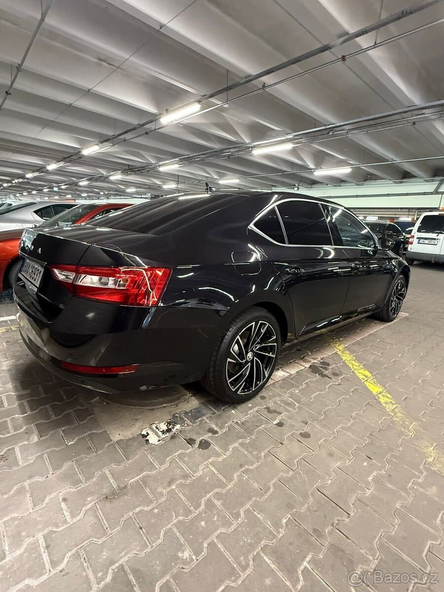 2020 Škoda SUPERB - 2