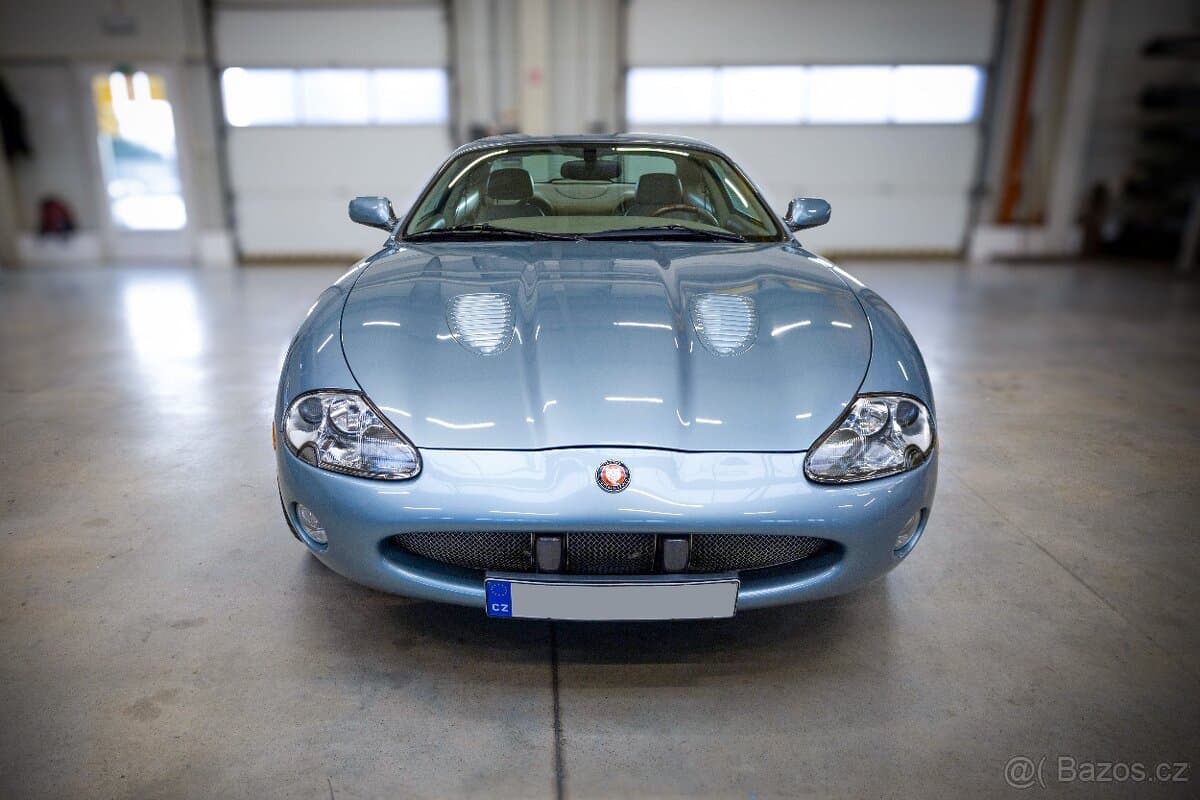 2002 Jaguar XK - 2