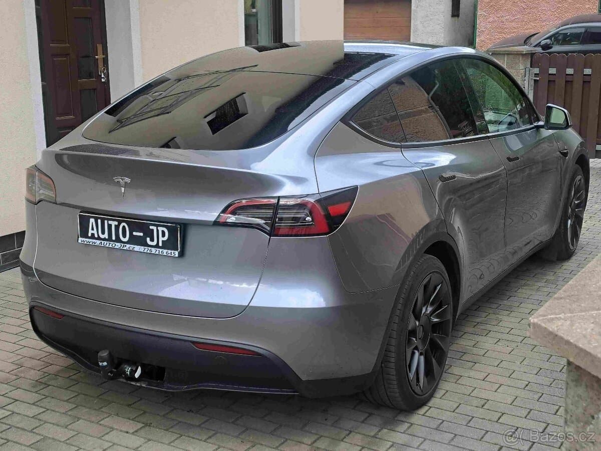 2024 Tesla MODEL Y - 2