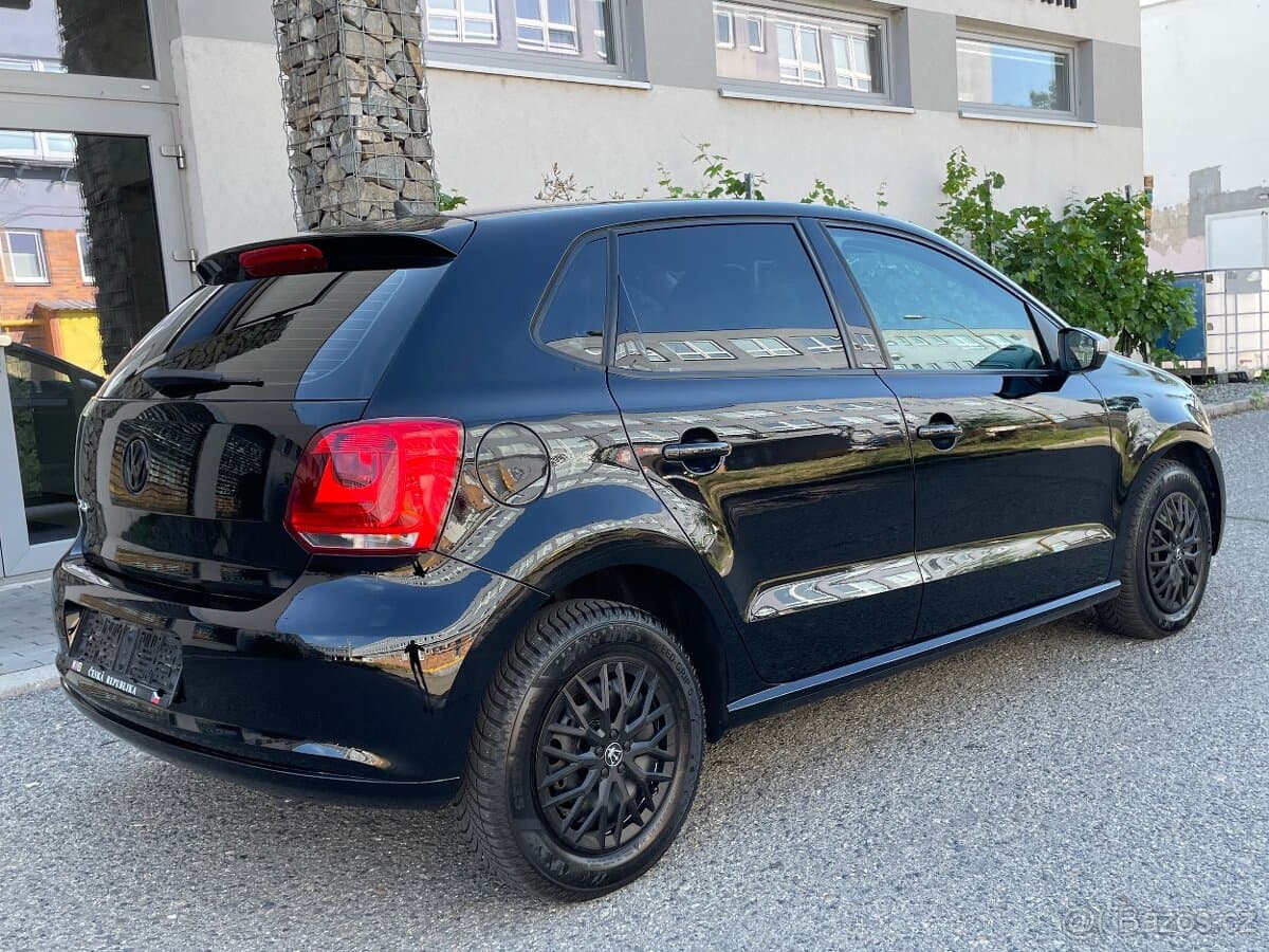 2012 Volkswagen POLO - 2