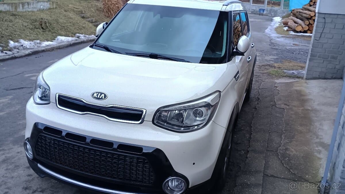 2016 Kia SOUL - 2