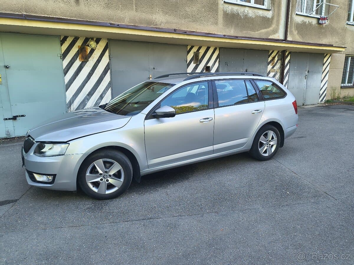 Škoda OCTAVIA - 2