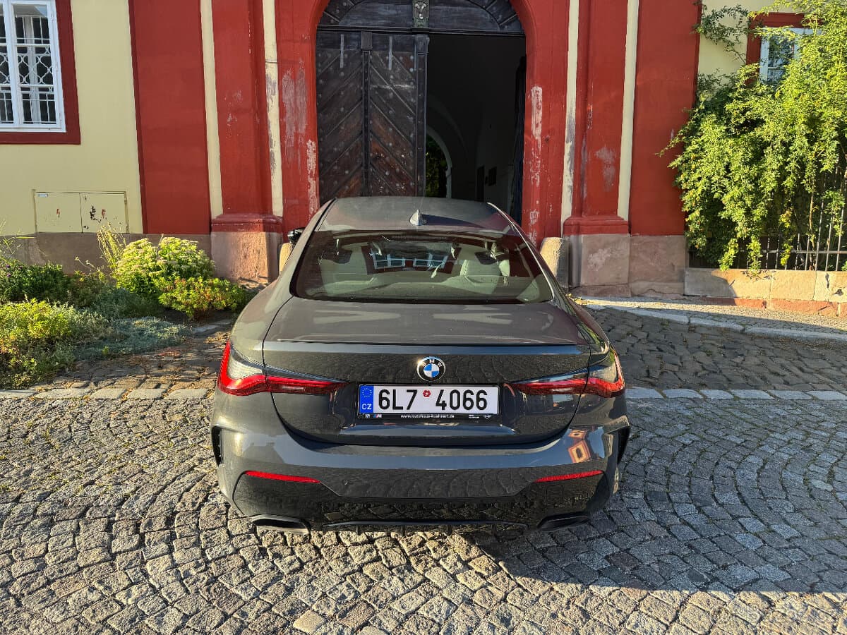 2020 BMW M4 - 2
