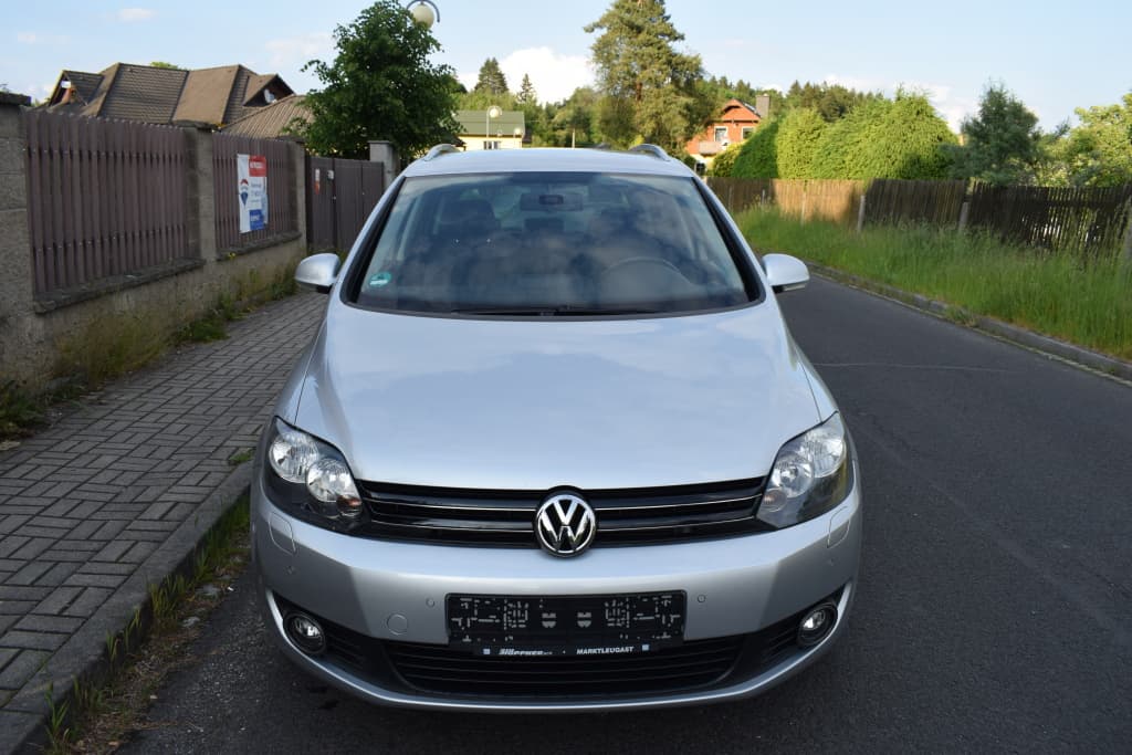 2010 Volkswagen GOLF - 2