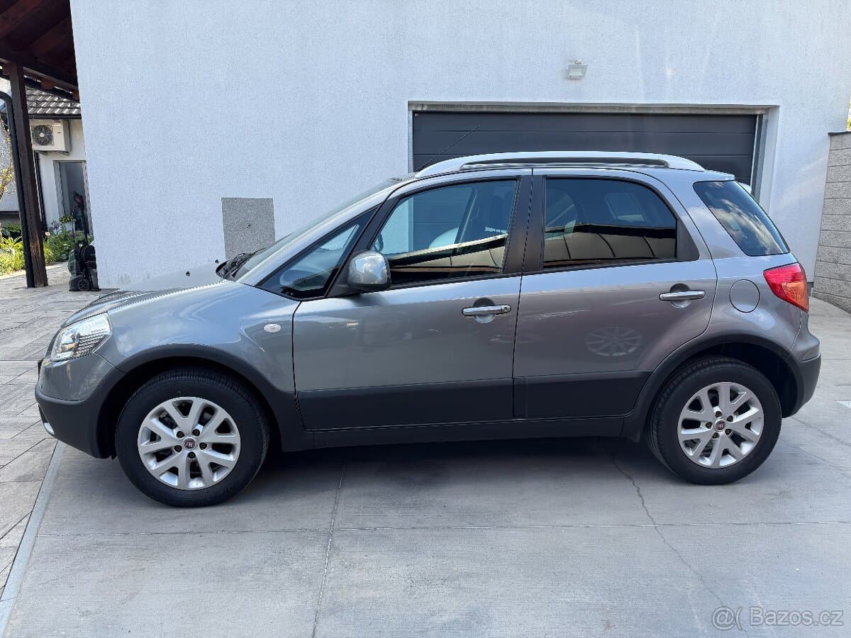 2011 Fiat SEDICI - 2
