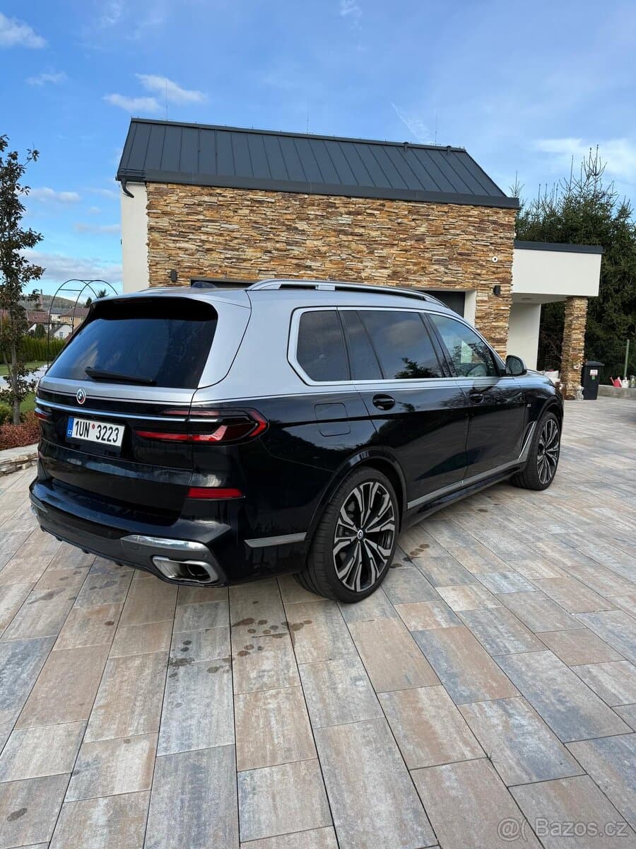 2022 BMW X7 - 2