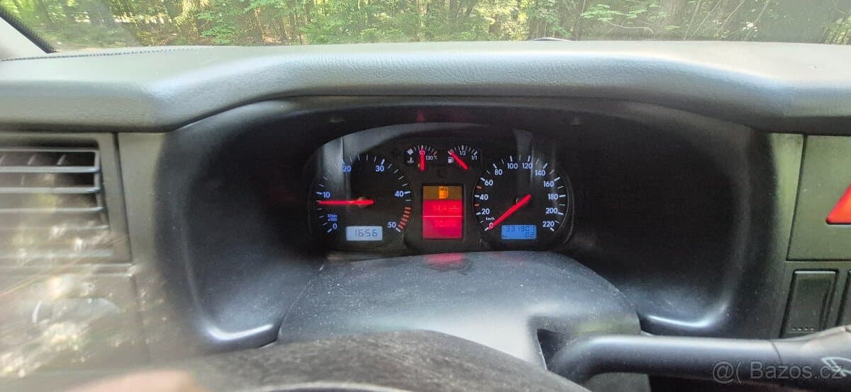 2000 Volkswagen MULTIVAN - 2