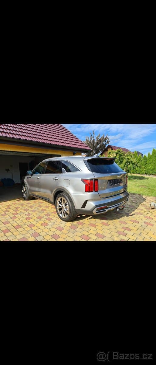 2021 Kia SORENTO - 2