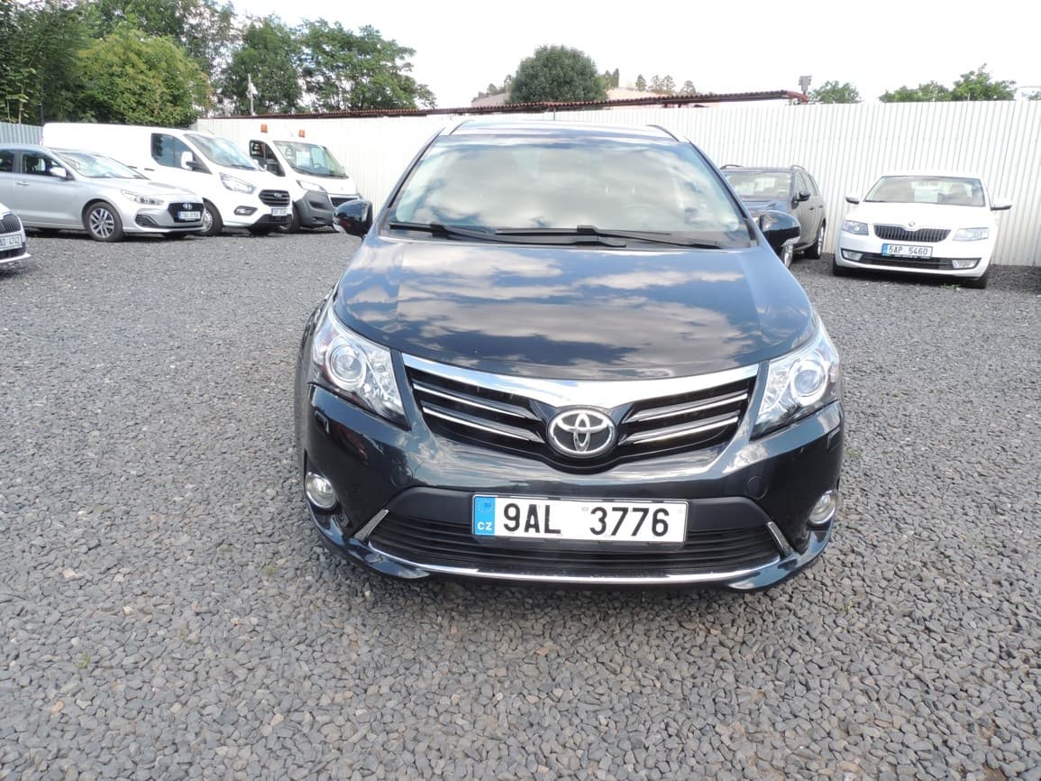 2012 Toyota AVENSIS - 2