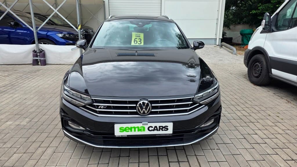 2023 Volkswagen PASSAT - 2