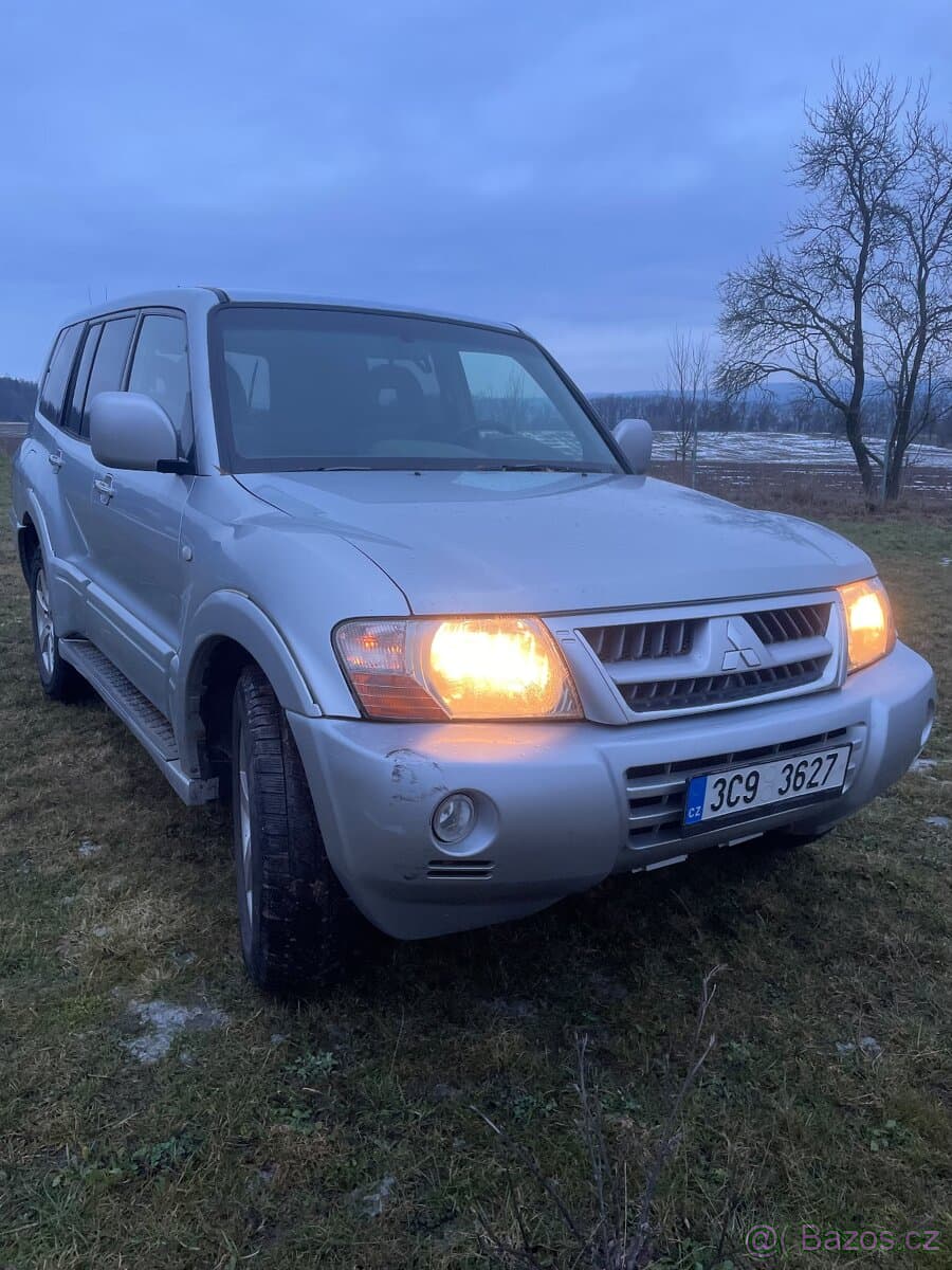 2006 Mitsubishi PAJERO - 2