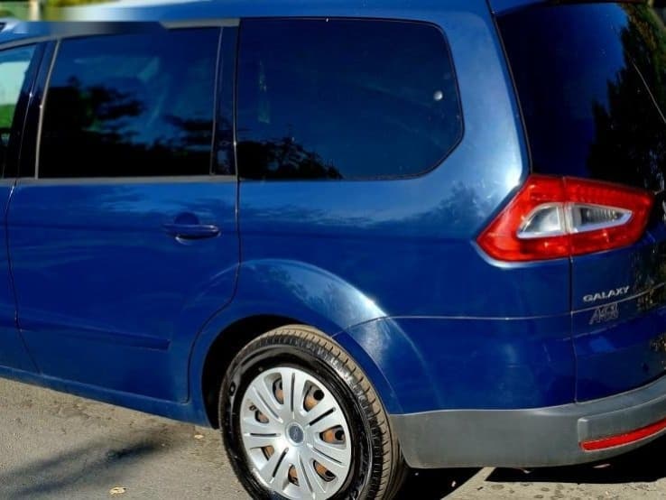 2011 Ford GALAXY - 2