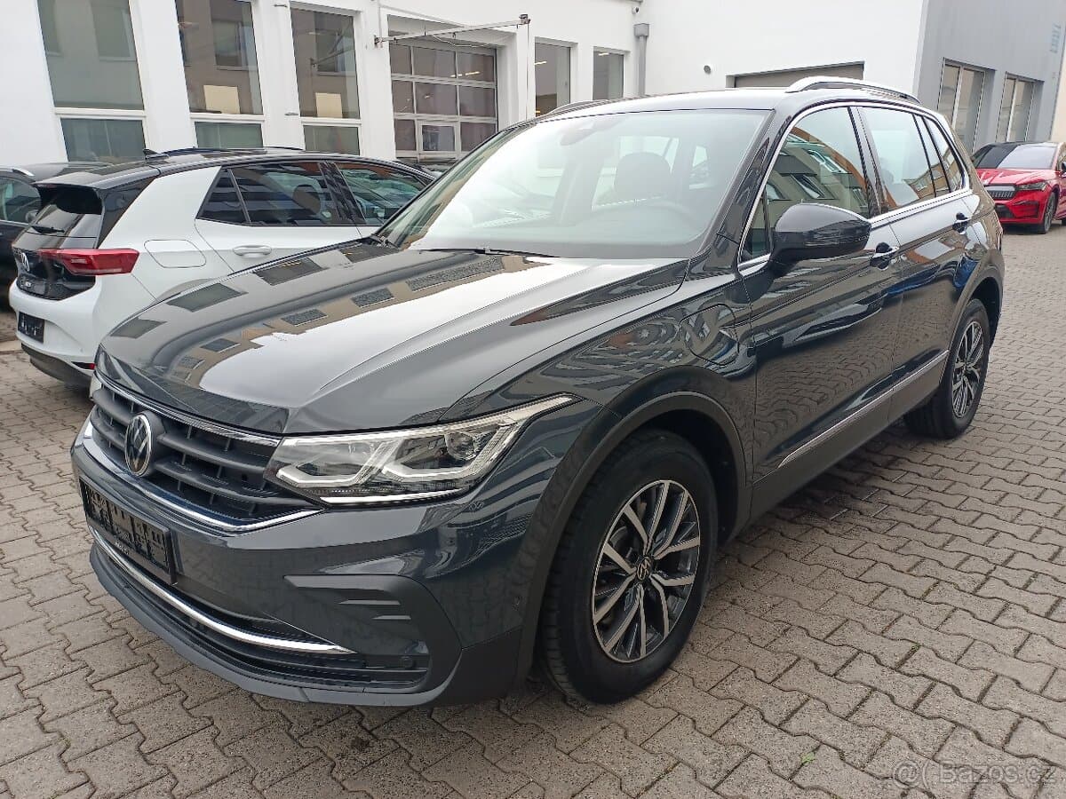 2021 Volkswagen TIGUAN - 2